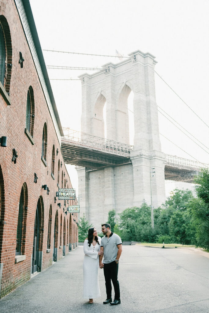 brooklyn engagement photos dumbo bridge views wide 24