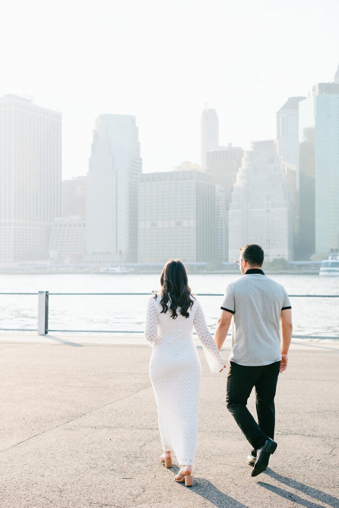 brooklyn engagement photos dumbo streets brick 21