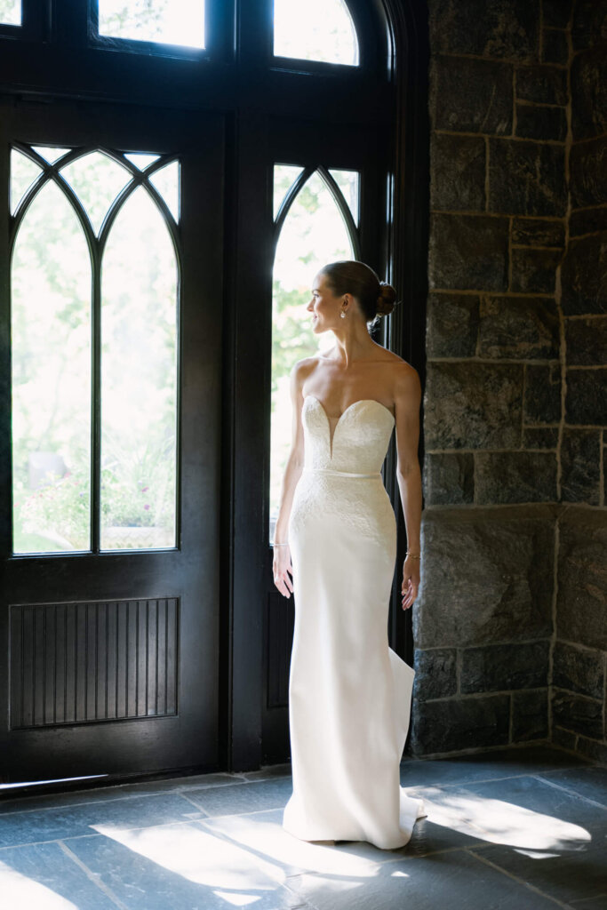 Bride portrait in her veil before the Bedford wedding outside NYC